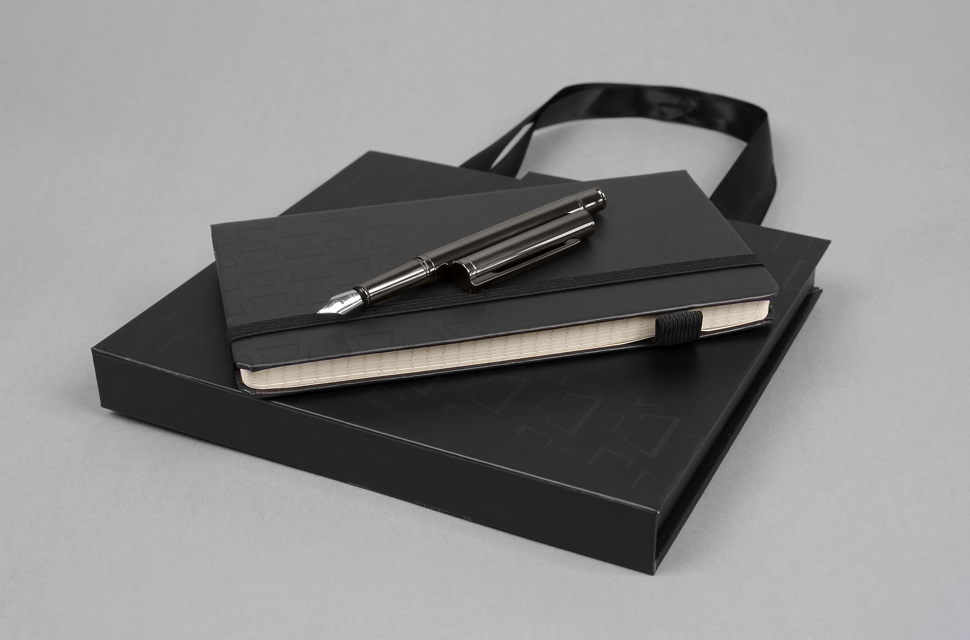 Pióro wieczne+ Notes IDEAL w etui Premium – grafit - obrazek 2